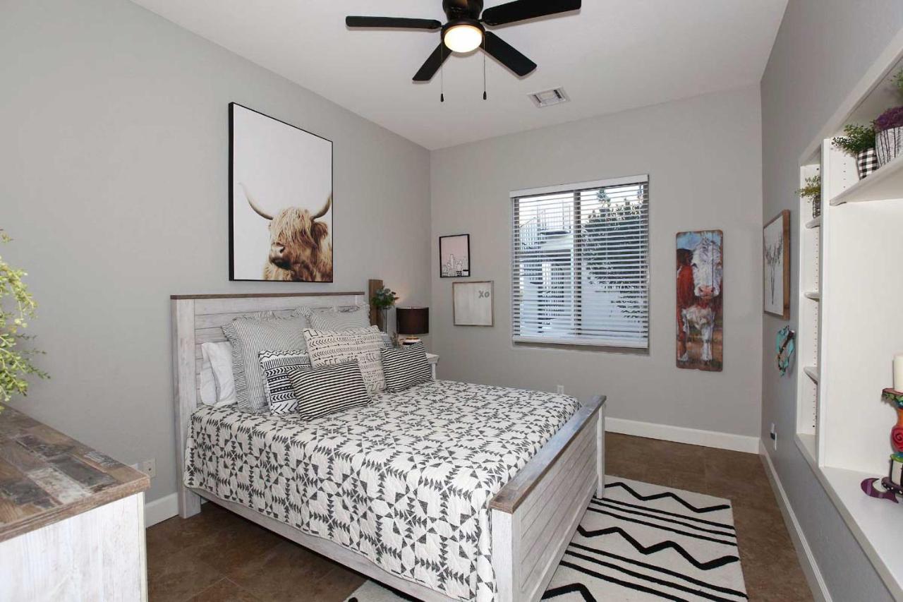 Adobe Arizona Home With City And Mountain Views Queen Creek Εξωτερικό φωτογραφία